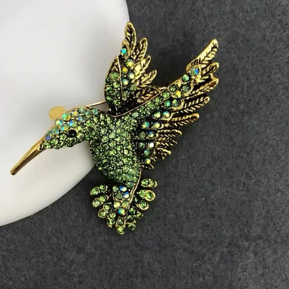 Hummingbird Green Crystal Pin Brooch - Picture 2 of 5